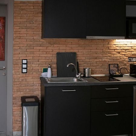 Rooster Suites Athènes Extérieur photo