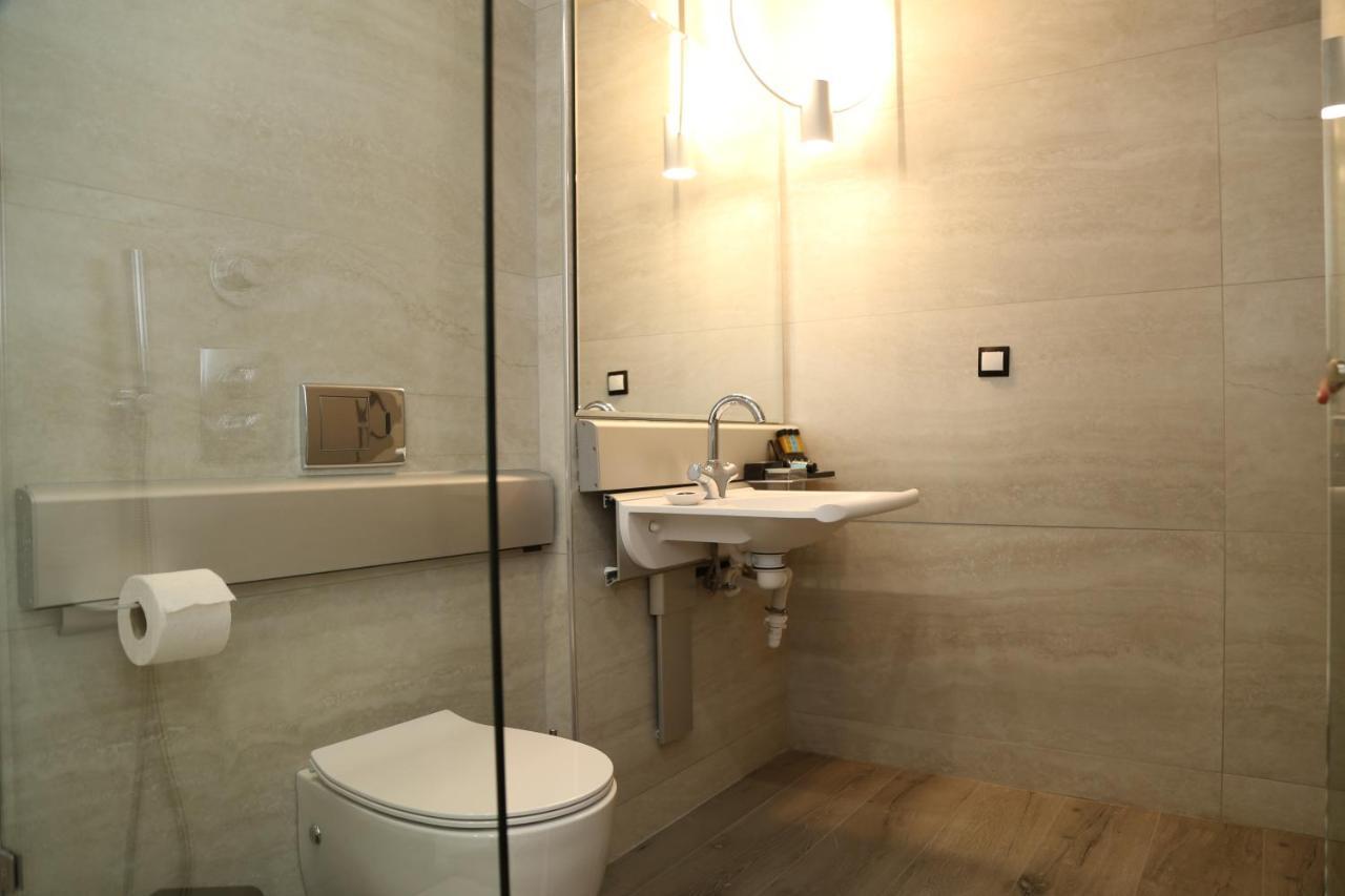 Rooster Suites Athènes Extérieur photo