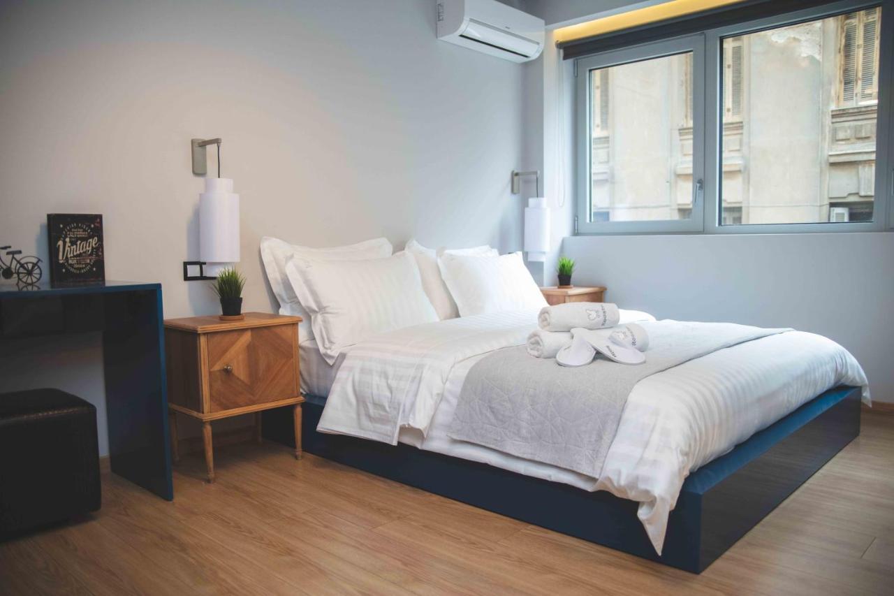 Rooster Suites Athènes Extérieur photo