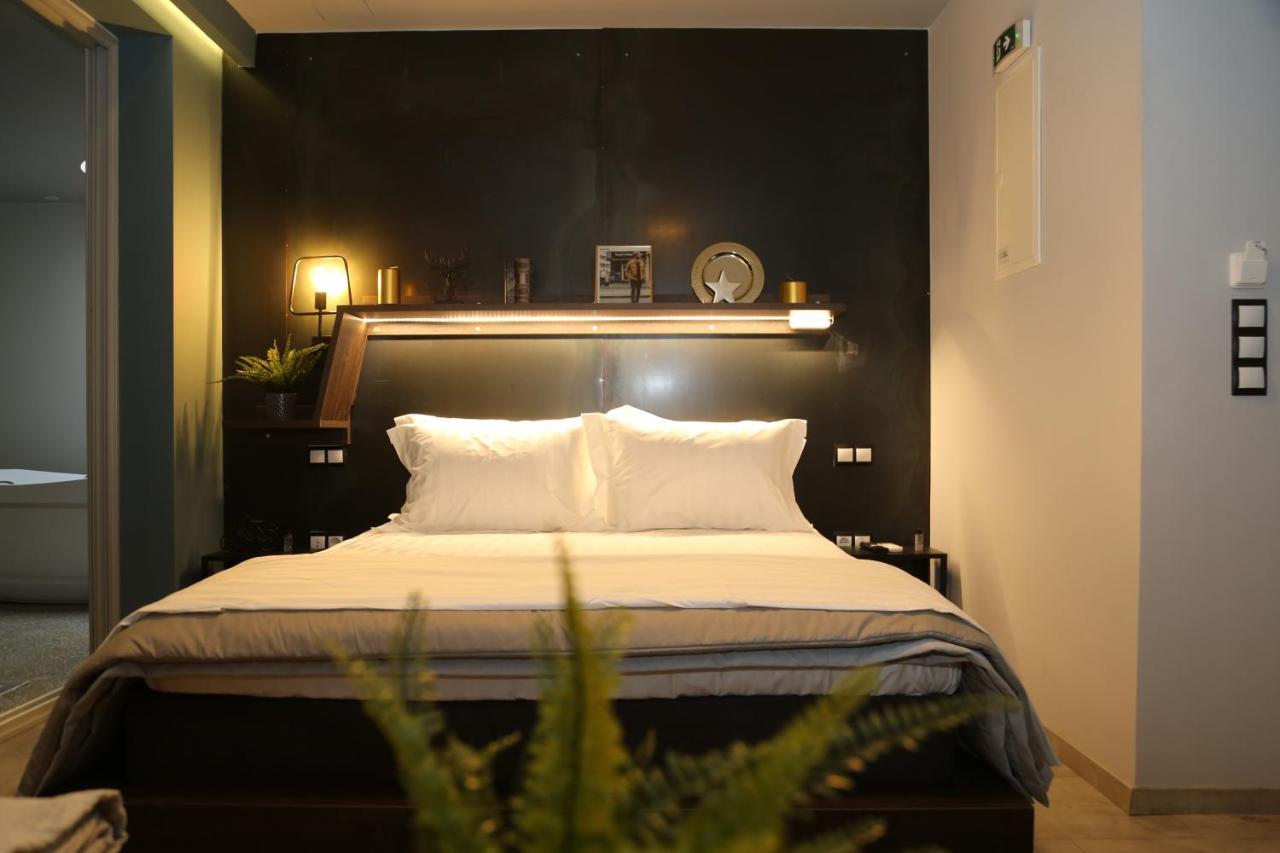 Rooster Suites Athènes Extérieur photo