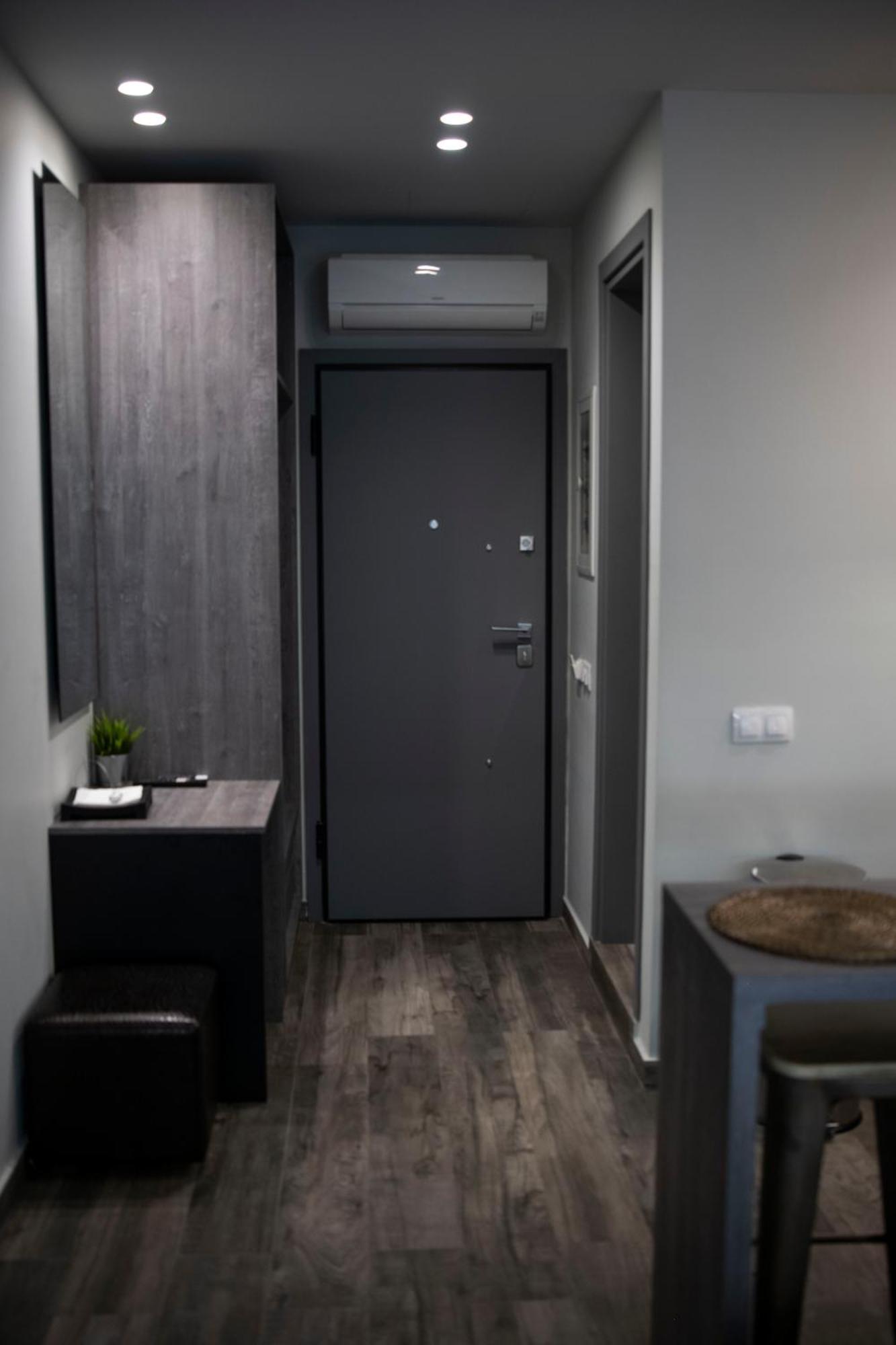 Rooster Suites Athènes Extérieur photo