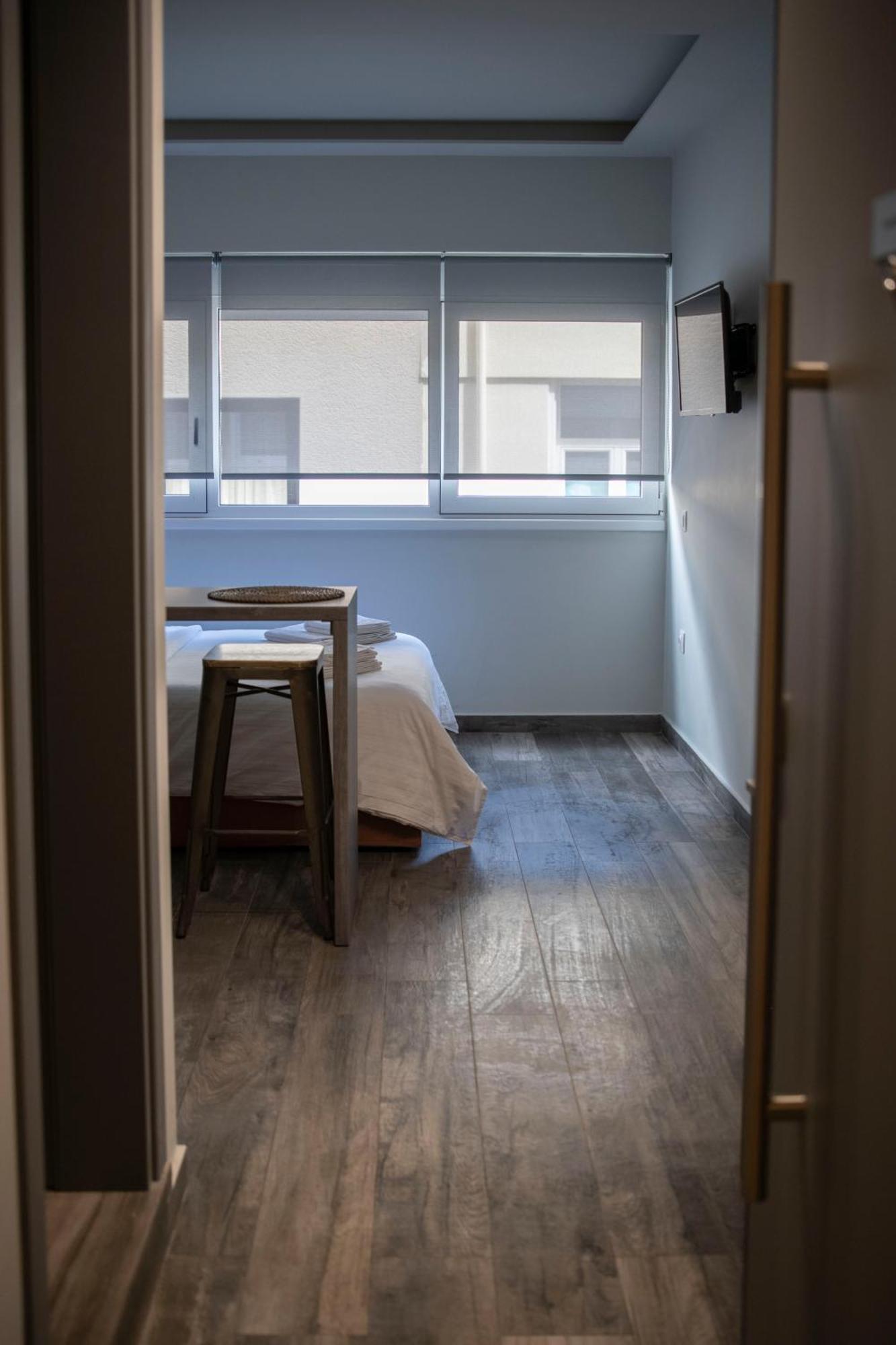 Rooster Suites Athènes Extérieur photo