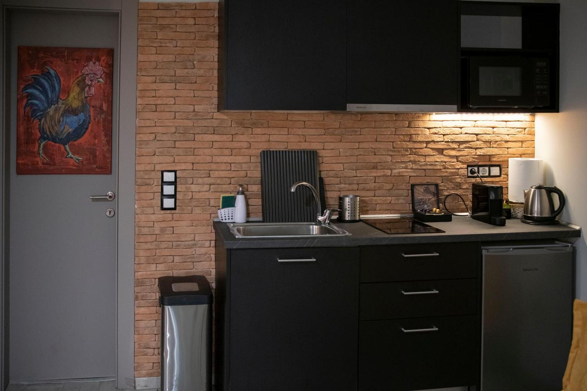 Rooster Suites Athènes Extérieur photo