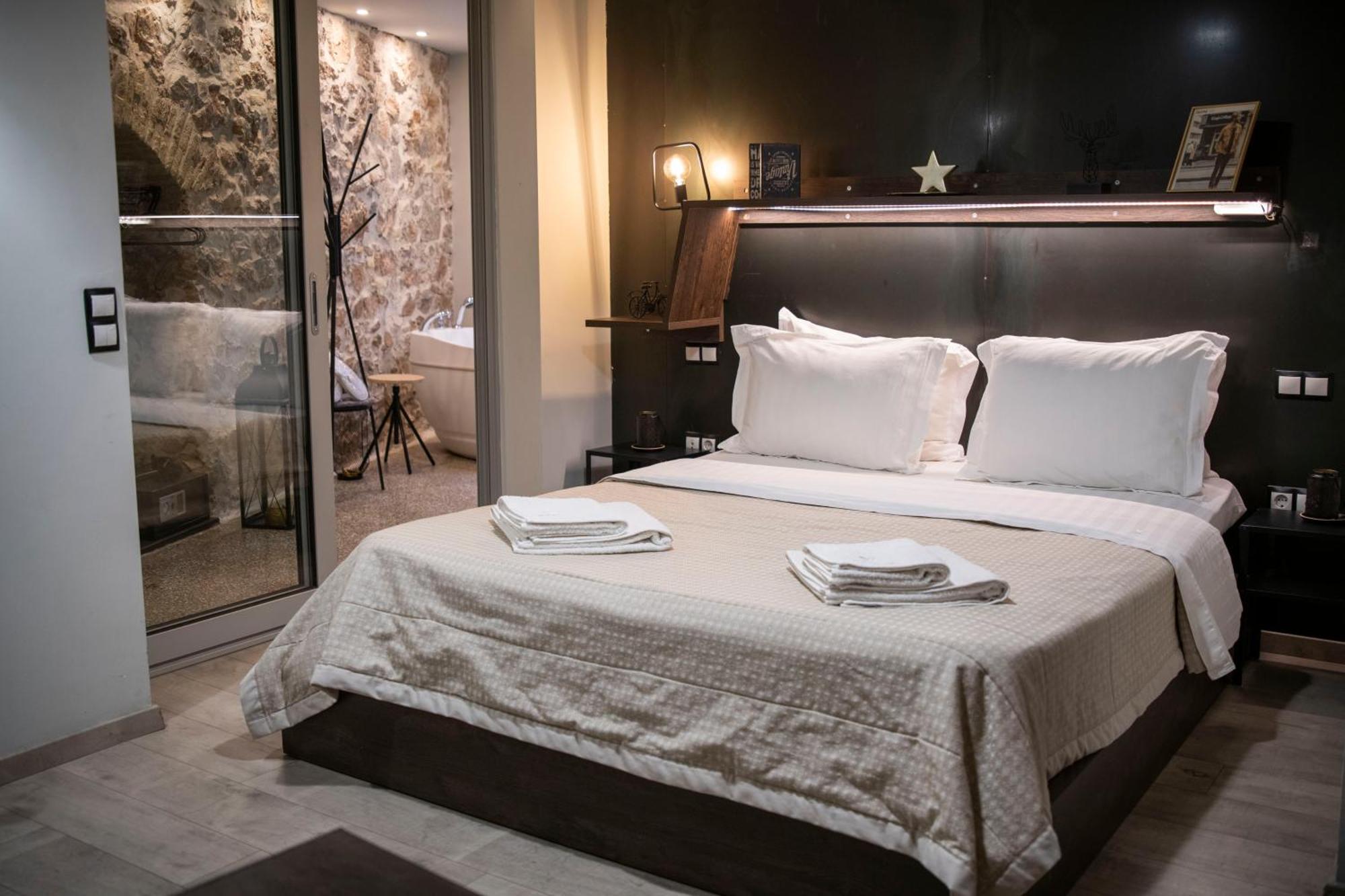 Rooster Suites Athènes Extérieur photo