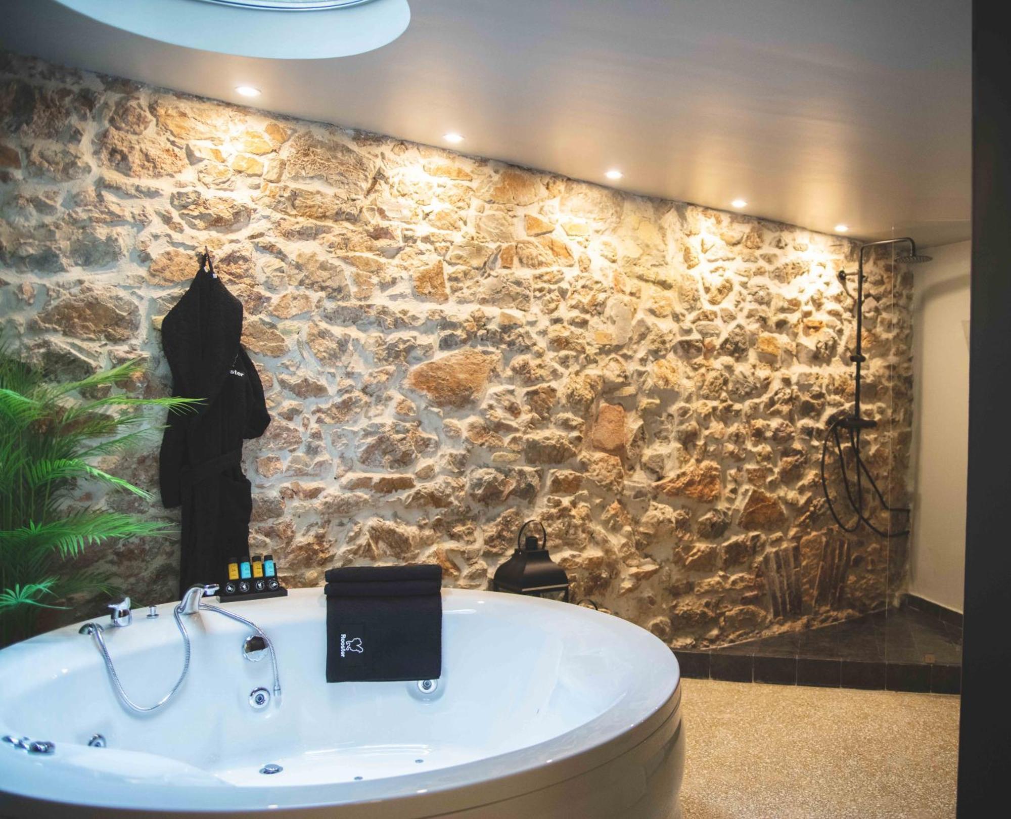 Rooster Suites Athènes Extérieur photo